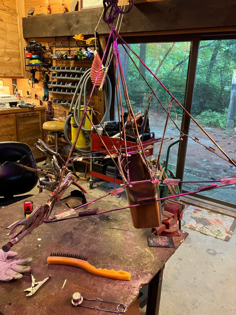 Hoopla Pyramid, construction photo